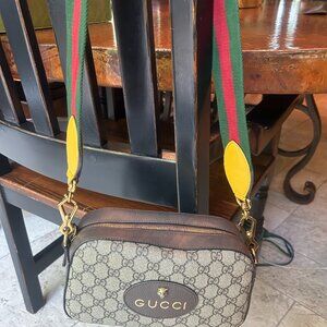 Gucci purse